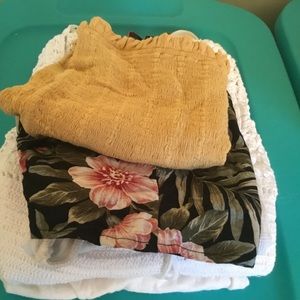 American Eagle tops bundle size XL